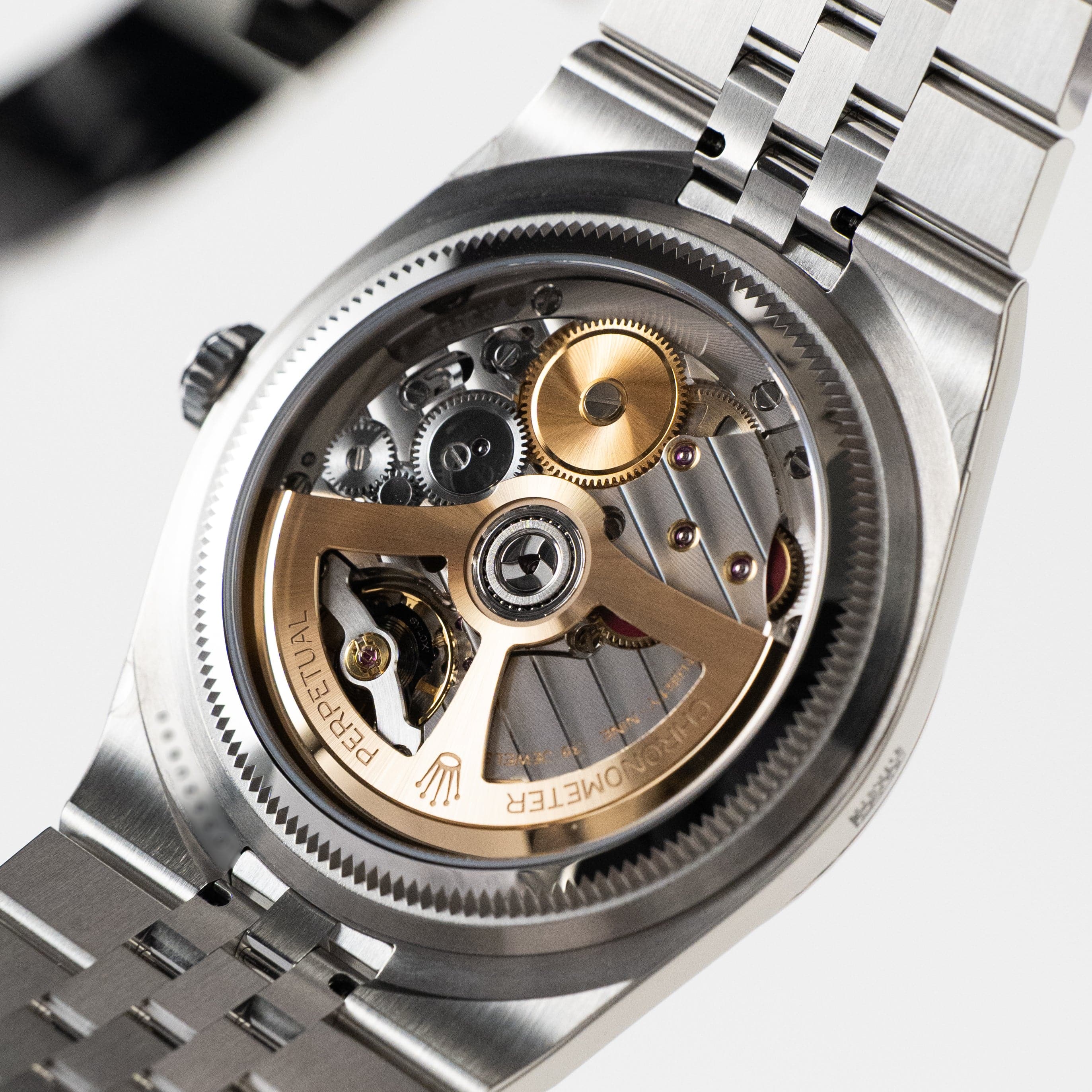 Rolex Land-Dweller 127334 "White Dial" 40mm