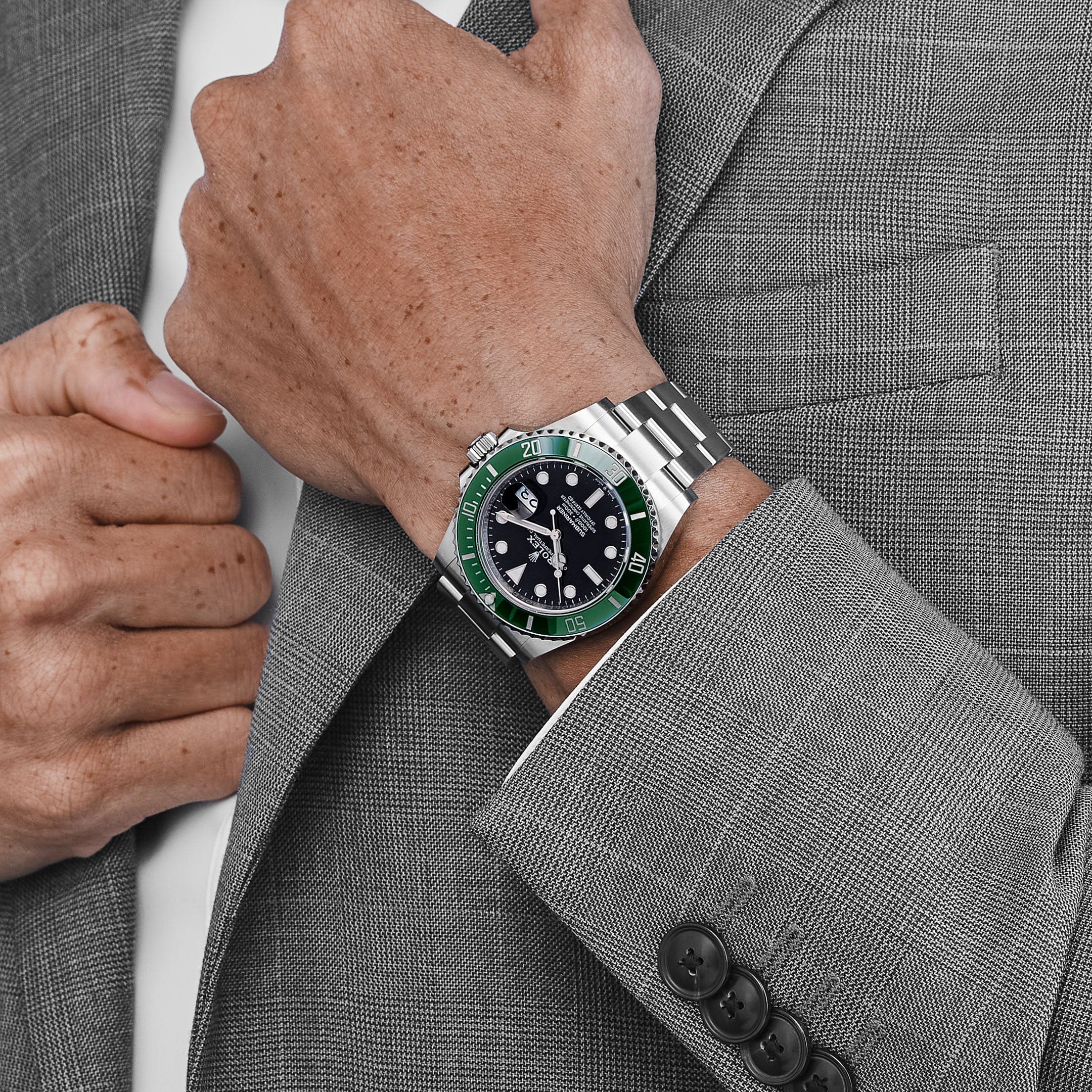 Rolex Submariner 126610LV “Kermit”